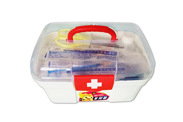 82010 Simple first-aid box